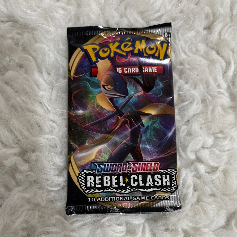 Pokemon Sword & Shield Rebel Clash Pack with Multicolor Design